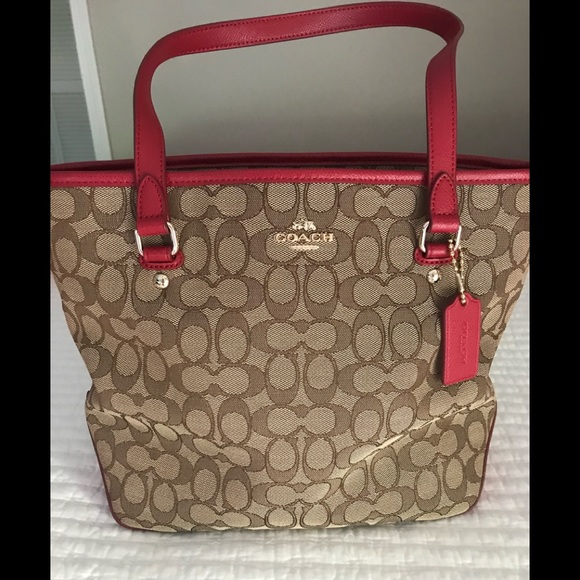 Coach Handbags - Coach purse/ tote